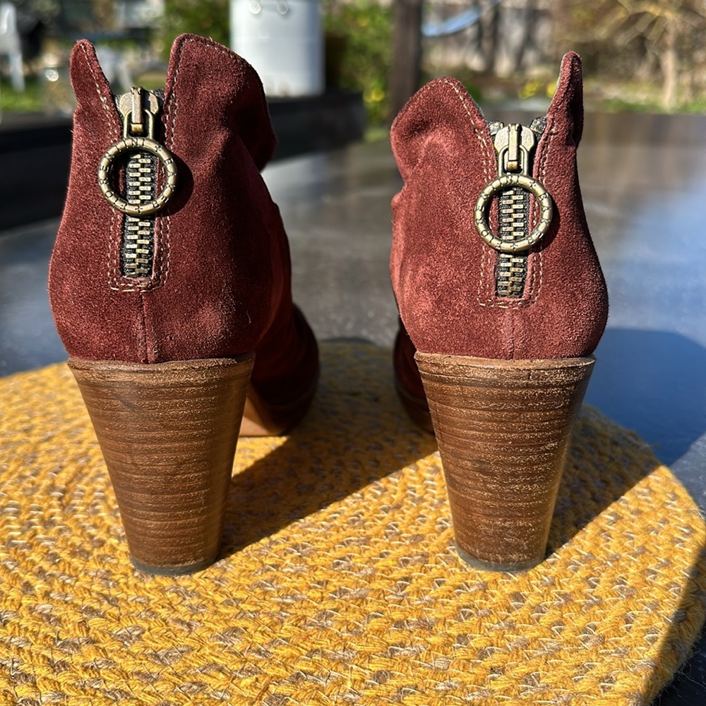 FIORENTINI+BAKER  suede booties, sz 9